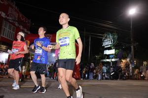 BIB: 4023, 4823
                            <button type="button" onclick="openModal(26228199)" class="btn btn-primary btn-sm float-right btn-popup" data-toggle="modal" data-target=".modal-high-quality">
                        <i class="fas fa-shopping-cart"></i> Add to Cart
                    </button>
                                            <button type="button" onclick="isThisMe(26228199, true)" class="btn btn-success btn-sm float-right btn-popup btn-isme hidden" data-toggle="tooltip" data-placement="bottom" title="นี่คือรูปของคุณใช่ไหม คลิกที่นี่เพื่อเอาเข้าอัลบั้ม">
                        <i class="fas fa-plus"></i> Add to album
                    </button>
                    <button type="button" onclick="isThisMe(26228199, false)" class="btn btn-warning btn-sm float-right btn-popup btn-isnotme hidden">
                        <i class="fas fa-ban"></i> Remove from album
                    </button>